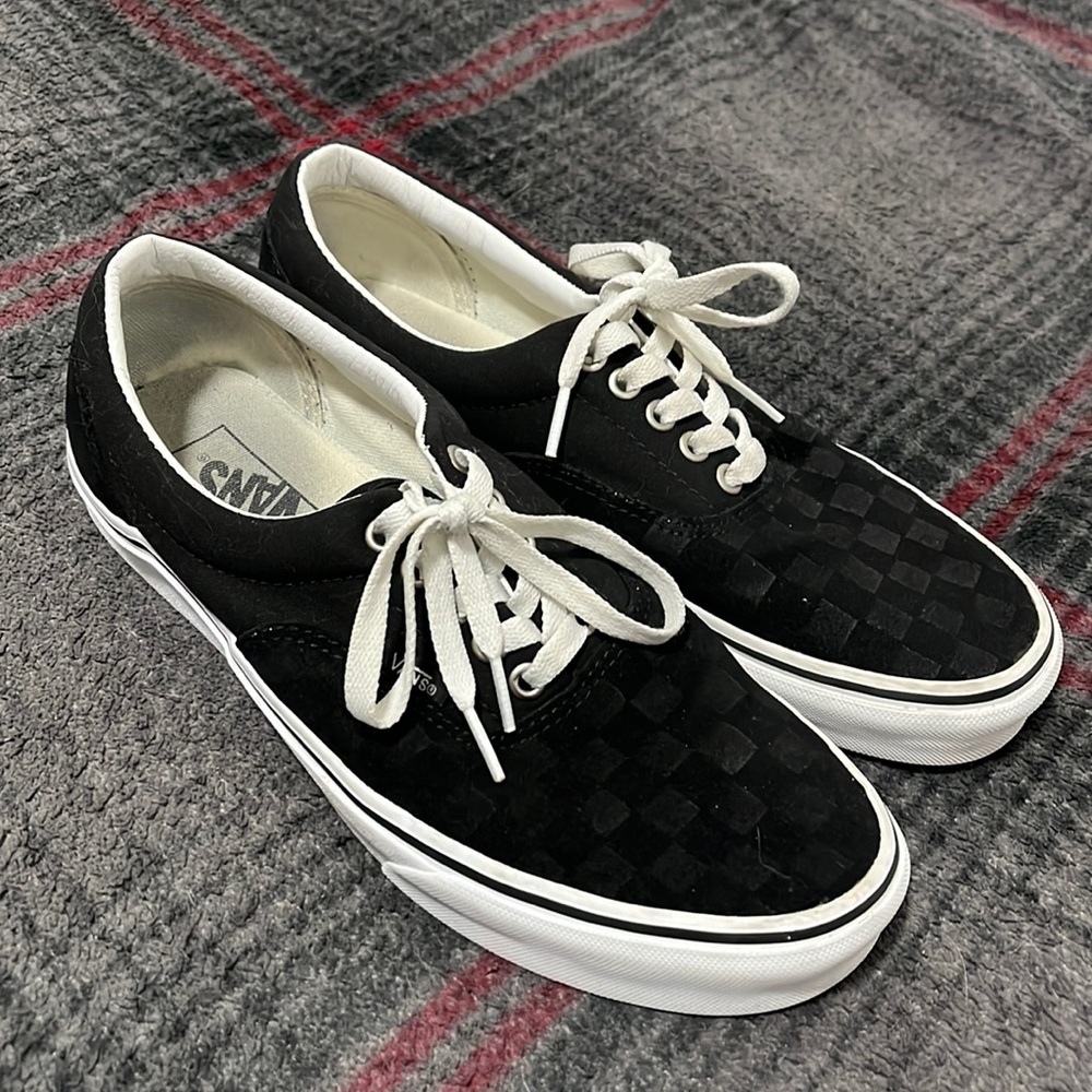 Black/Black Checkerboard Era Vans